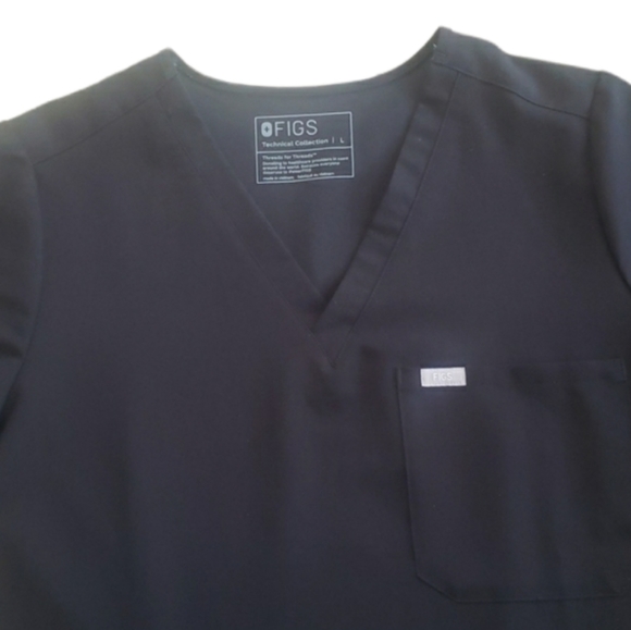 FIGS Black Catarina Scrub Top - Picture 7 of 11